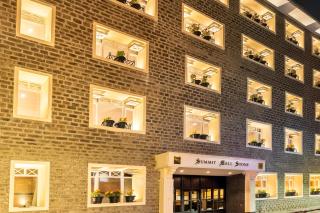 Summit Mall Stone Hotel - Darjeeling - 9
