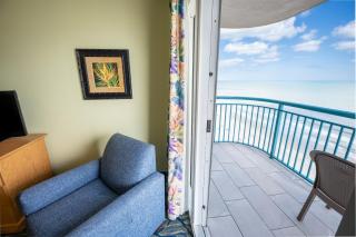 Spacious 3 BR Condo with Immaculate Oceanfront Views! Paradise 1610 - Myrtle Beach - 8