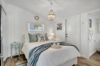Ocean Views! Detached Villa by Victoria Beach - 4