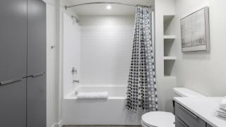Landing at The Ellison - 2 Bedrooms in Rhodes Ranch - Las Vegas - 9