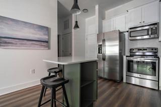 Landing at Lofts at Weston Lakeside - 2 Bedrooms in Cary - Cary - 0