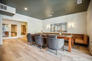 Landing at Lofts at Weston Lakeside - 2 Bedrooms in Cary - Cary - 6