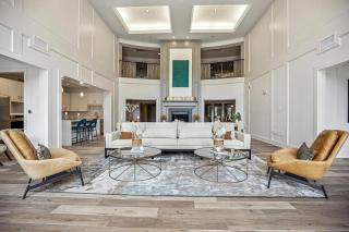 Landing at Lofts at Weston Lakeside - 2 Bedrooms in Cary - Cary - 4