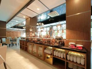 NARITA Classic Hotel - Surabaya - 6