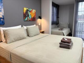The Hub Hotel Surin - 8
