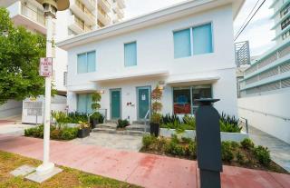 Agave on the Beach - 7