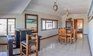 The Salty Surf Shack - 1