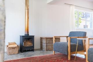 Coastal Elegant 4 Bedroom Home - Hermanus - 3