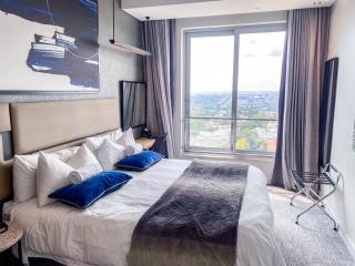 SandtonCity-Apartment-Sleeps2-Pool-Parking - 0