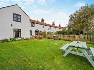 3 bed property in Mundesley KT043 - Mundesley - 1