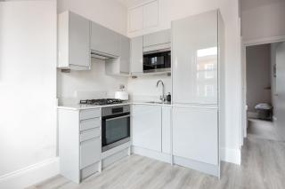 Hampstead High Flyer - 1