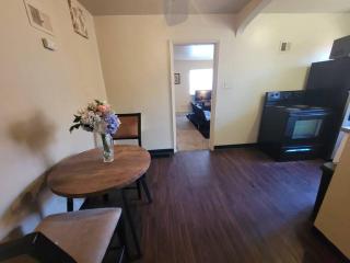 Furnished 1-Bedroom in Dayton! - 3
