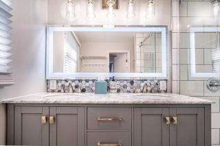 Fully stocked and spacious 2 Master Bdms, 2 min to medical district, LOCATION, COMFORT, LUXURY - 2