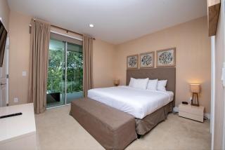 Amazing 3BD home with Elevator and BBQ near Disney - 0