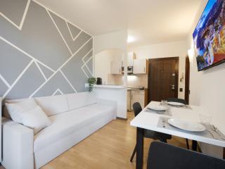 Central Palm Studio with free Parking - 3