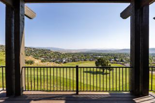 Overlooks the 6th fairway, Walk to Gondola, Hot Tub, Minutes from Fine Dining - Park City - 3