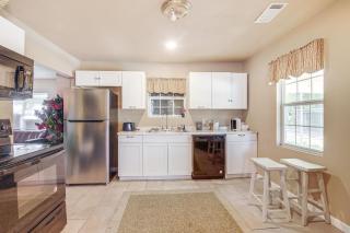 Hunting and Fishing Retreat in Marvell! - - 8