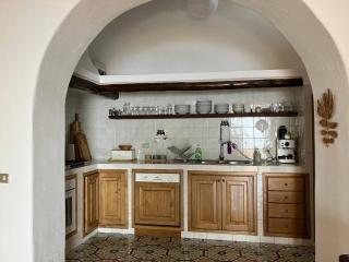 Casa Bacco, Capistello - Città di Lipari - 1