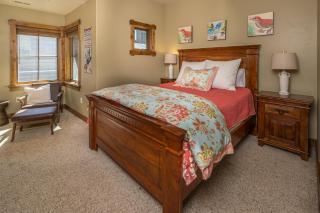Essentia Townhome 145A - Big Sky - 4