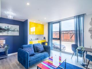 Blue shade studio apartment in Sheffield City - Sheffield - 5