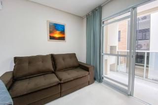 Apto Espaçoso com 2 Quartos, sendo 1 suíte -0145 - 8