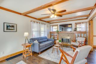 Family-Friendly Independence Home 5 Mi to Stadium - 7