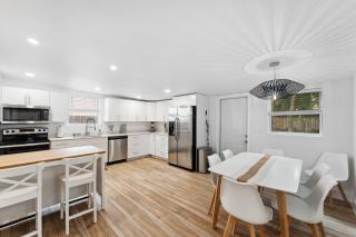 Family Home in Miami - Miami - 1