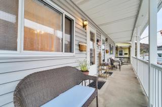 Grill, Dine and Relax Outside Home in Tyrone! - - 8