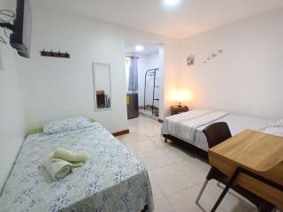 Confortable y Central Habitación 1 cuadra de playa - San Andrés - 0