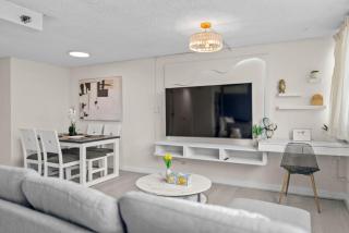 Stylish 1BR Waikiki Condo Near Beach - Honolulu - 9