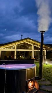 Boiko house - котеджі з чаном-джакузі - 0