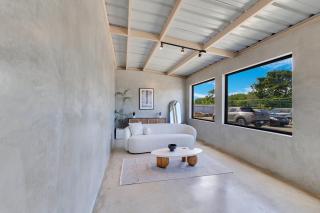 Aguadilla Surf Lodge - 6