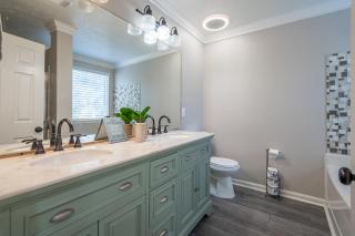 Six Flags Family and Team Sports Vacation Home - Lithia Springs - 4