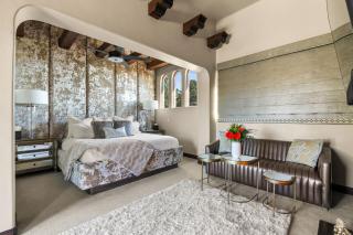 Timeless Spanish Villa with Panoramic Ocean Views - San Diego - 7