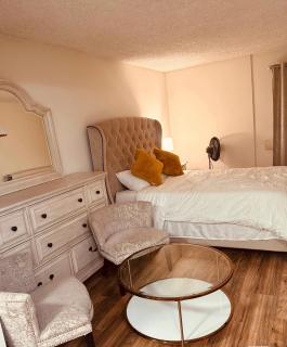 Beautiful 2 bedroom home less 5 mins to the beach near LAX - Los Angeles - 8