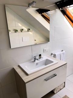 Lake Maggiore Italy Apartaments - RentuGoo Travel - 2