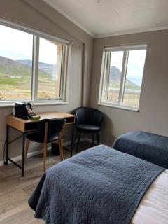 Strönd Guesthouse - Birkimelur - 4