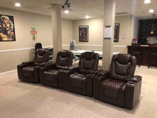 Admiral's Club - Gainesville - 8