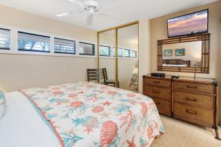 Sugar Beach 207 Ocean Views in Upgraded Beachfront Condo Home - 3