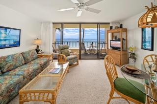 Sugar Beach 314 Front Row Ocean Views in Beautifully Upgraded Beachfront Condo - 1