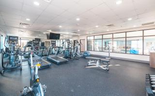 Holiday Inn Express Hotel and Suites Saint Robert by IHG - 4