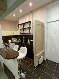 Lovely little downtown studio next to Subway,Metro - Budapest - 5