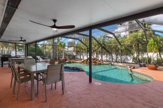 6 Bed 4 Bath Family Fun Pool Home Near Beach! - Naples - 6