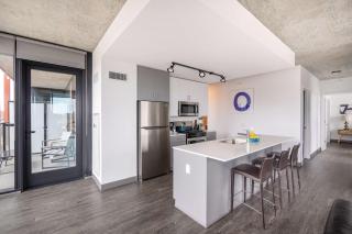 Sophisticated 3BR Suite - New Modern and Luxurious - Chicago - 5