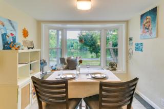 Peaceful Riverfront Retreat with Yoga and Art Studio! - Berryville - 4