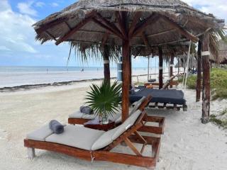 Luxhomes Hermosa villa a pie de playa con alberca - Isola Holbox - 1