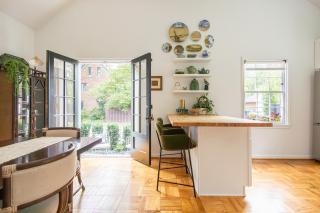 Ivy Grace - 4 Br, Stylish, Pet-friendly Retreat - 5