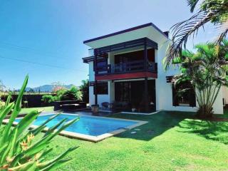 Spacious Villa -Private Pool & Relaxing Atmosphere - 0