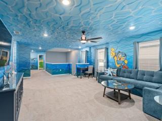 Magical 7BR Retreat, Pool, Arcade, Themed Rooms - 7