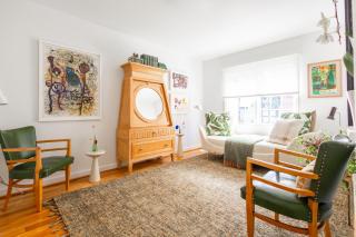 Ivy Grace - 4 Br, Stylish, Pet-friendly Retreat - 3